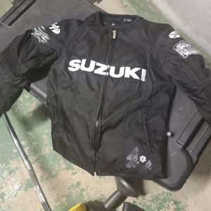 Female motorcycle jacket